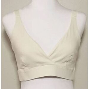 Ruby Ribbon Comfort Demiette Whisper Nwt Size 32